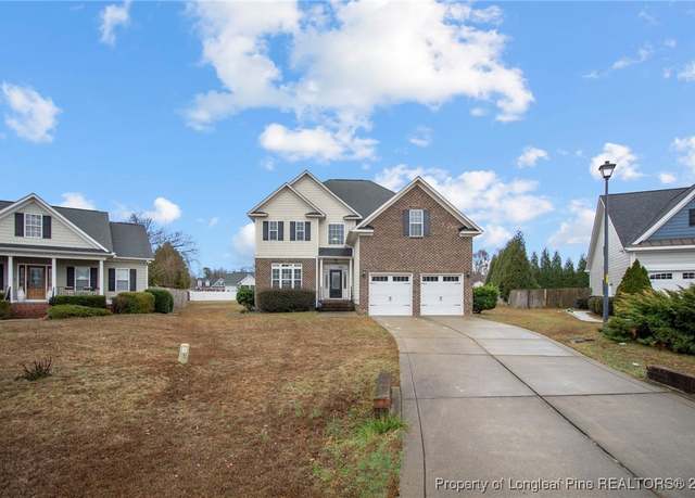 Property at 1704 Bexley Ct, Fayetteville, NC 28312, 4 beds, 3 baths