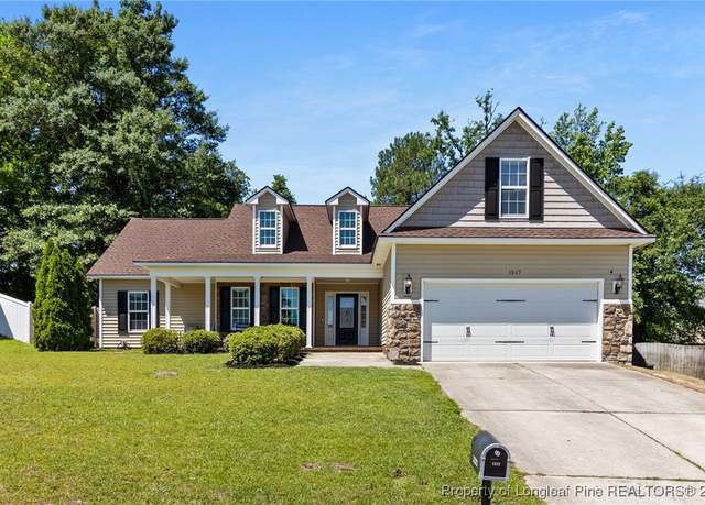 Property at 1517 Seabiscuit Dr, Parkton, NC 28371, 4 beds, 2 baths