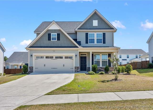 Property at 332 Brentmoor Dr, Raeford, NC 28376, 4 beds, 2.5 baths