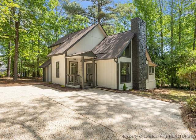 Property at 5610 Waters Edge Dr, Fayetteville, NC 28314, 3 beds, 2 baths