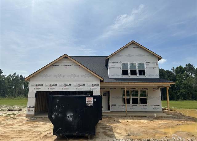 Property at 3099 South River School Rd, Wade, NC 28395, 4 beds, 2.5 baths