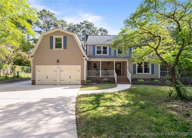 Property at 300 Summerlea Ct, Fayetteville, NC 28311, 4 beds, 3.5 baths
