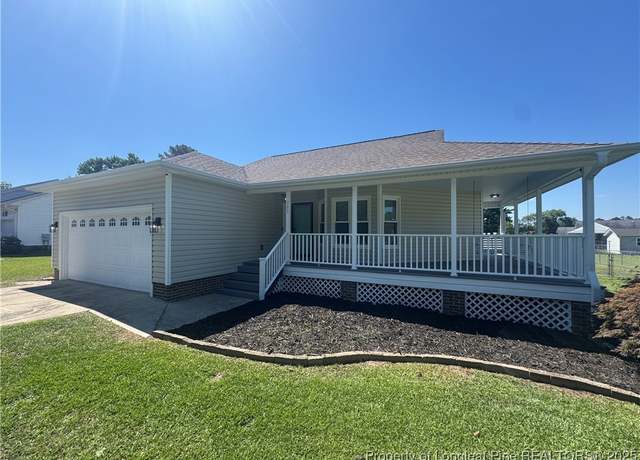 Property at 303 Nash Rd, St. Pauls, NC 28384, 3 beds, 2 baths