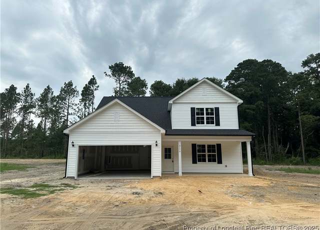 Property at 3179 South River School Rd, Wade, NC 28395, 4 beds, 2.5 baths