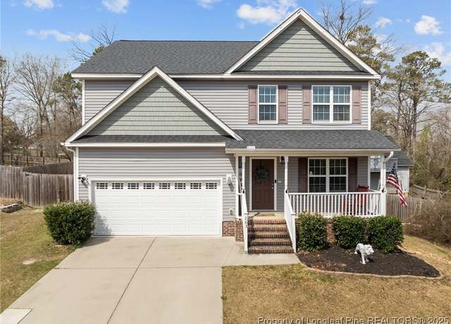 Property at 263 Autumn Ln, Raeford, NC 28376, 3 beds, 2.5 baths