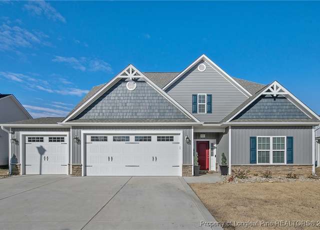 Property at 481 Bridgehaven Dr, Raeford, NC 28376, 4 beds, 3 baths