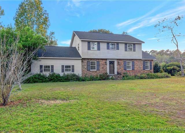 Property at 226 Forest Rd, Lumberton, NC 28358, 3 beds, 2.5 baths