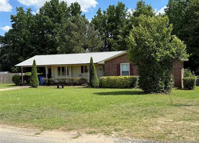 Property at 7205 Godfrey Dr, Fayetteville, NC 28303, 3 beds, 2 baths