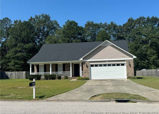 Property at 157 Brookview Ct, Raeford, NC 28376, 4 beds, 3 baths