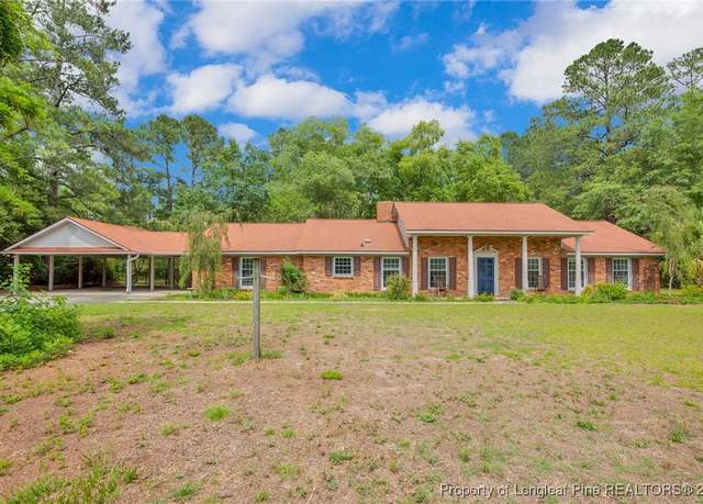 Property at 9423 Old Whiteville Rd, Lumberton, NC 28358, 3 beds, 3 baths