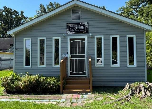 Property at 307 Phillips St, Whiteville, NC 28472, 3 beds, 2 baths