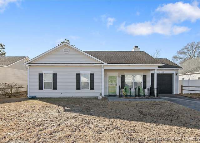 Property at 3432 Ireland Dr, Hope Mills, NC 28348, 3 beds, 2 baths