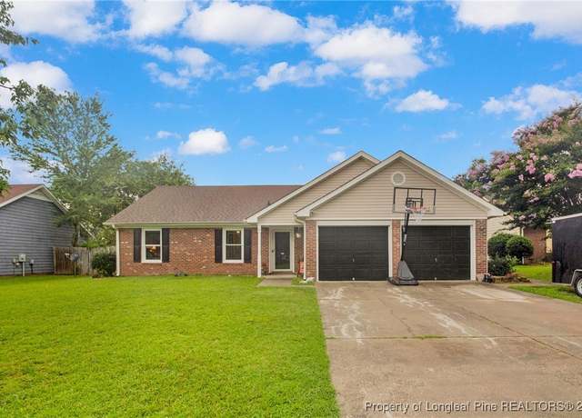 Property at 409 Old Farm Rd, Fayetteville, NC 28314, 3 beds, 2 baths