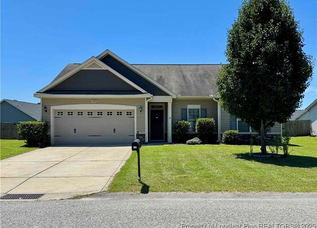 Property at 370 Roanoke Dr, Raeford, NC 28376, 4 beds, 2 baths