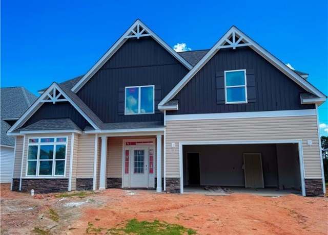 Property at 1810 Smith Farm St, Fayetteville, NC 28306, 4 beds, 3.5 baths