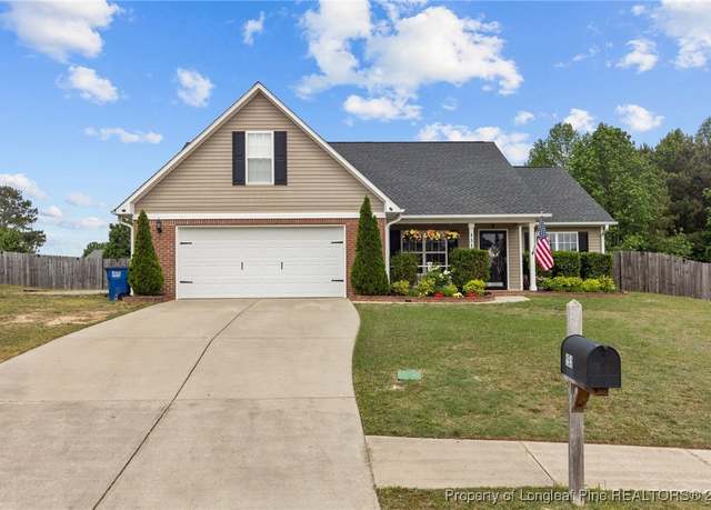 Property at 151 Yellowstone Ct, Raeford, NC 28376, 3 beds, 2 baths