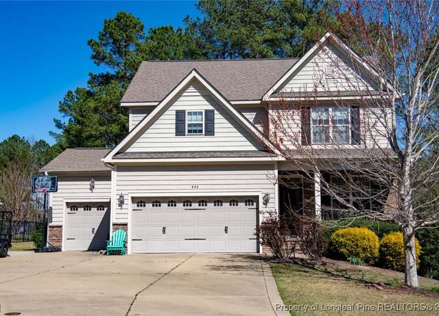 Property at 495 Rolling Pines Dr, Spring Lake, NC 28390, 5 beds, 2.5 baths