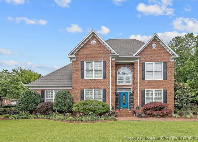 Property at 520 Levenhall Dr, Fayetteville, NC 28314, 5 beds, 5 baths