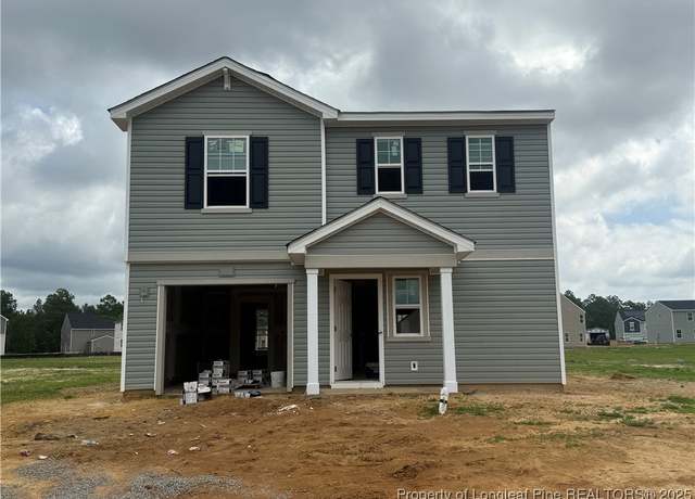 Property at 956 Sapphire Stone Ln, Hope Mills, NC 28348, 3 beds, 2.5 baths