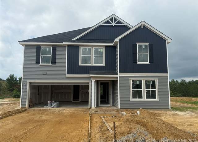 Property at 971 Sapphire Stone Loop, Hope Mills, NC 28348, 5 beds, 2.5 baths