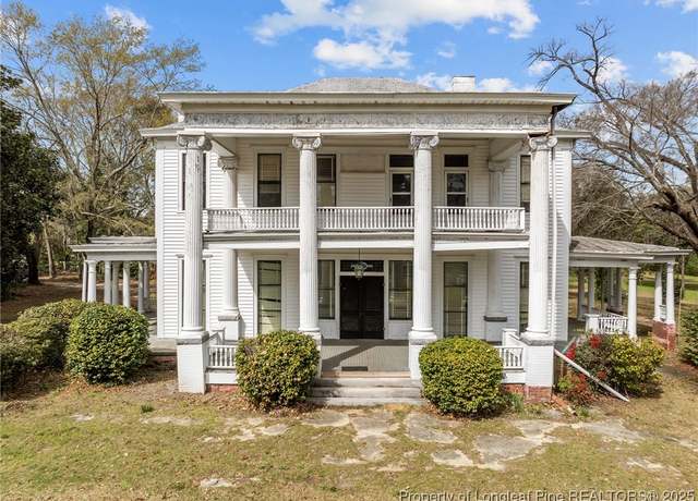 Property at 205 N Vance St, Pembroke, NC 28377, 4 beds, 3 baths