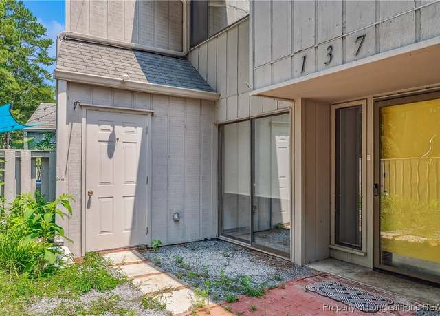 Property at 137 Mallards Cove Cv, Vass, NC 28394, 2 beds, 2.5 baths