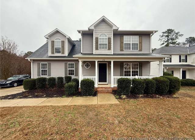 Property at 216 Cobblestone Dr, Spring Lake, NC 28390, 4 beds, 2.5 baths
