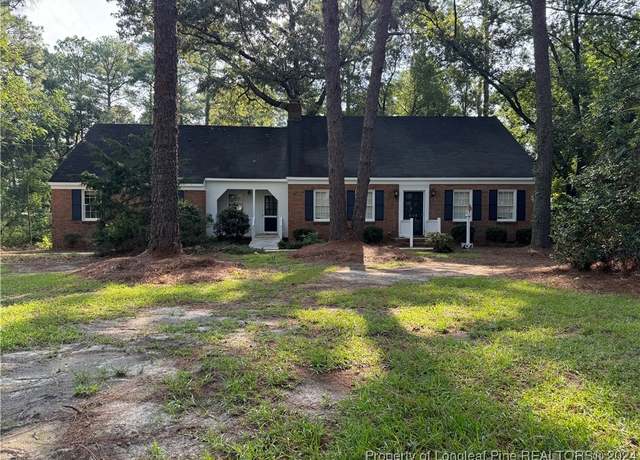 Property at 604 Lewis St, Raeford, NC 28376, 4 beds, 2 baths