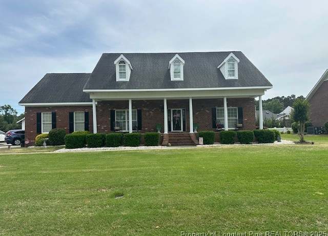 Property at 1108 Oakridge Blvd, Lumberton, NC 28358, 3 beds, 2.5 baths