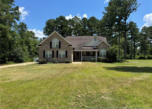 Property at 912 Lewis St, Raeford, NC 28376, 5 beds, 3 baths