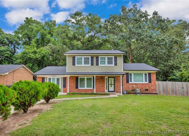 Property at 5302 Foxfire Rd, Fayetteville, NC 28303, 3 beds, 2.5 baths