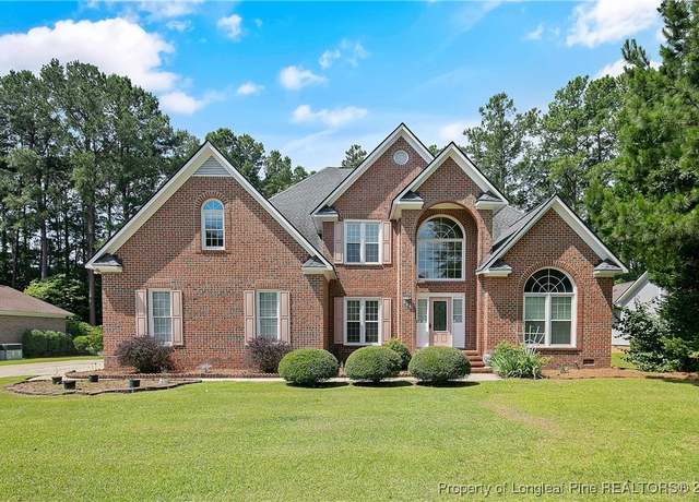 Property at 448 Harlow Dr, Fayetteville, NC 28314, 4 beds, 3.5 baths