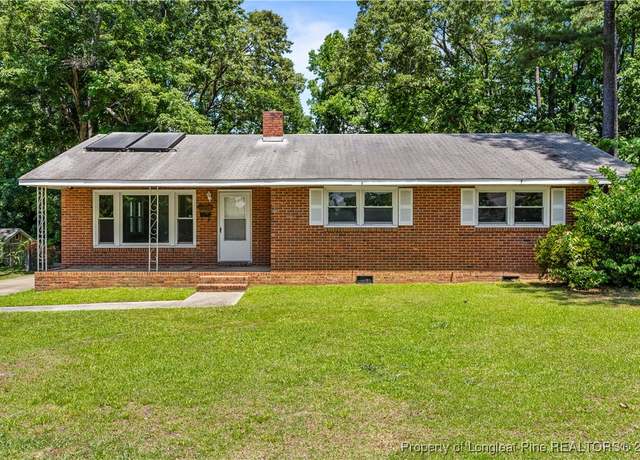 Property at 3518 Drayton Rd, Fayetteville, NC 28303, 3 beds, 1.5 baths