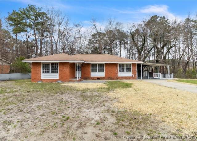Property at 2907 Collingwood St, Spring Lake, NC 28390, 3 beds, 2 baths