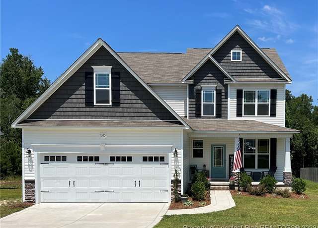Property at 1105 Camellia Dr, Vass, NC 28394, 5 beds, 3.5 baths