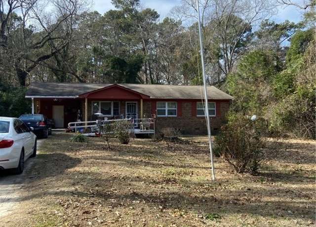 Property at 5550 Tarheel #A Dr, Fayetteville, NC 28314, 3 beds, 2 baths