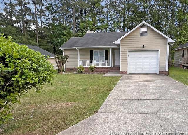 Property at 2870 Copenhagen Dr, Fayetteville, NC 28301, 3 beds, 2 baths