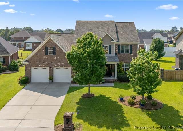 Property at 6408 Redcliff Dr, Fayetteville, NC 28311, 5 beds, 3.5 baths