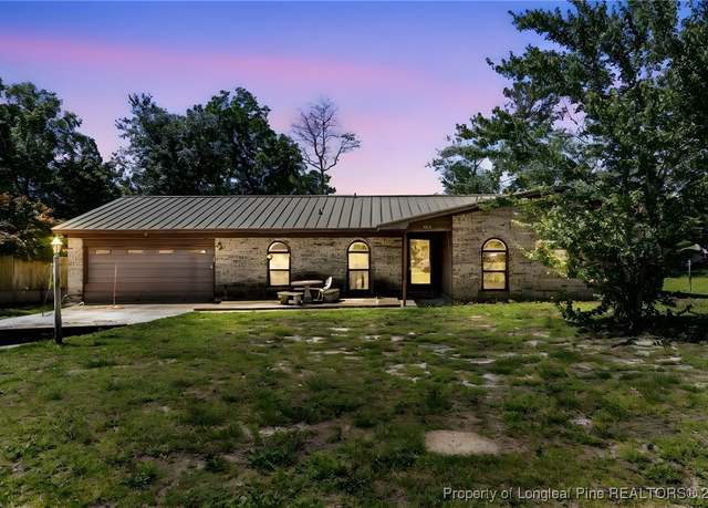 Property at 6813 Timbercroft Ln, Fayetteville, NC 28314, 3 beds, 2 baths