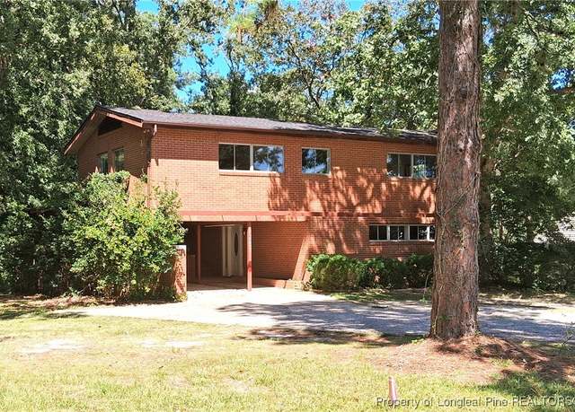 Property at 604 Harkey Rd, Sanford, NC 27330, 4 beds, 2.5 baths