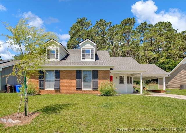 Property at 2240 Spindle Tree Dr, Fayetteville, NC 28304, 3 beds, 2 baths