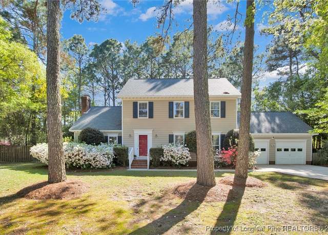 Property at 401 Summerlea Dr, Fayetteville, NC 28311, 4 beds, 2.5 baths