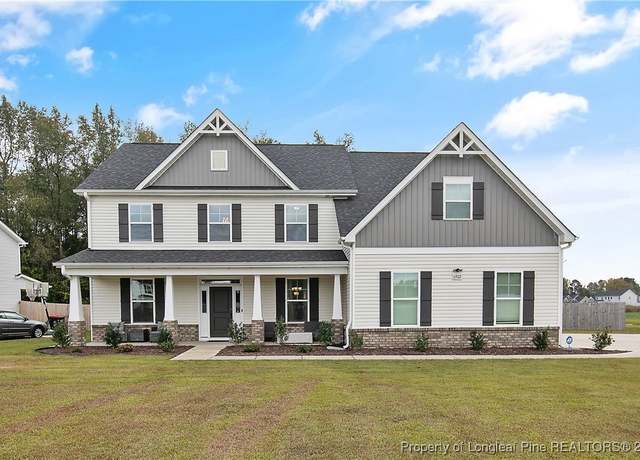 Property at 6922 Running Fox Rd, Hope Mills, NC 28348, 5 beds, 3.5 baths