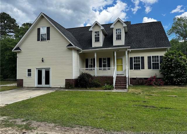 Property at 1597 Sand Hill Rd, Hope Mills, NC 28348, 4 beds, 2.5 baths