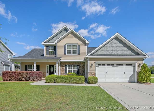 Property at 1609 Cape Point Dr, Fayetteville, NC 28312, 4 beds, 3.5 baths