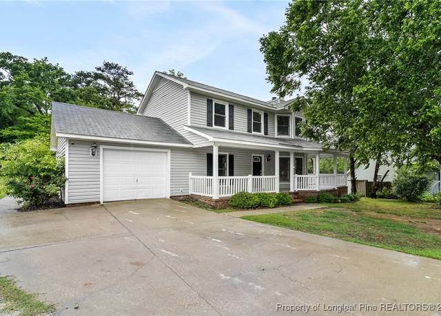 Property at 6241 Hedingham Dr, Hope Mills, NC 28348, 3 beds, 2.5 baths