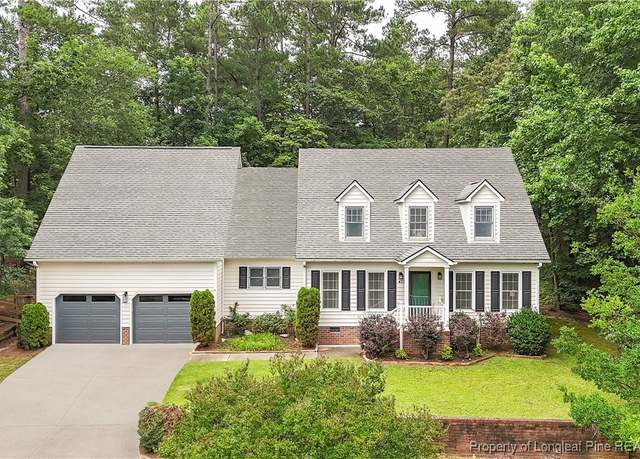 Property at 427 Newburgh Dr, Fayetteville, NC 28311, 3 beds, 2.5 baths