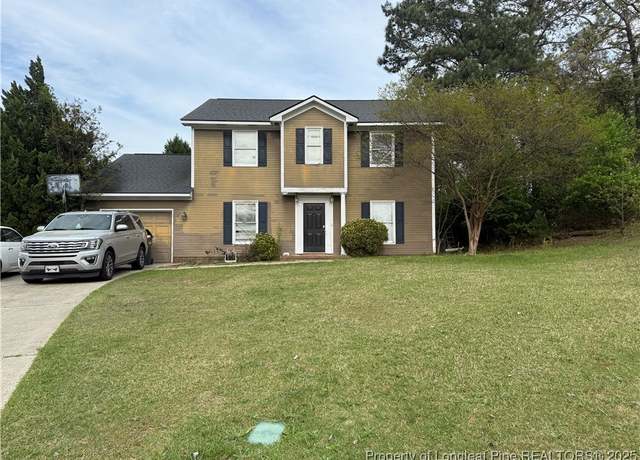 Property at 6836 Brush Creek Cir, Fayetteville, NC 28314, 4 beds, 2.5 baths