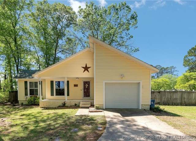 Property at 7001 Pantego Dr, Fayetteville, NC 28314, 3 beds, 2 baths