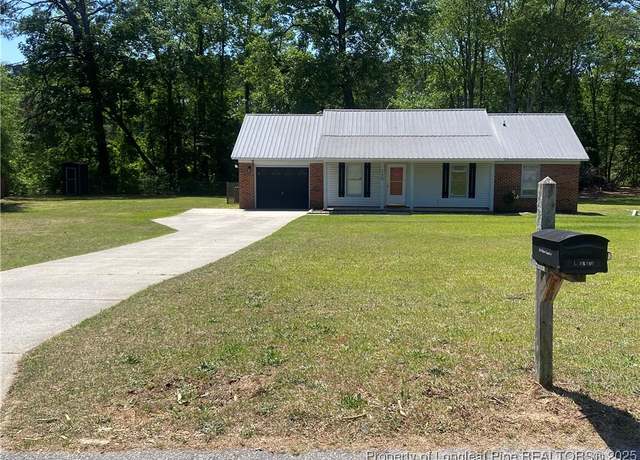 Property at 115 Whitechapel Ln, Raeford, NC 28376, 3 beds, 2 baths